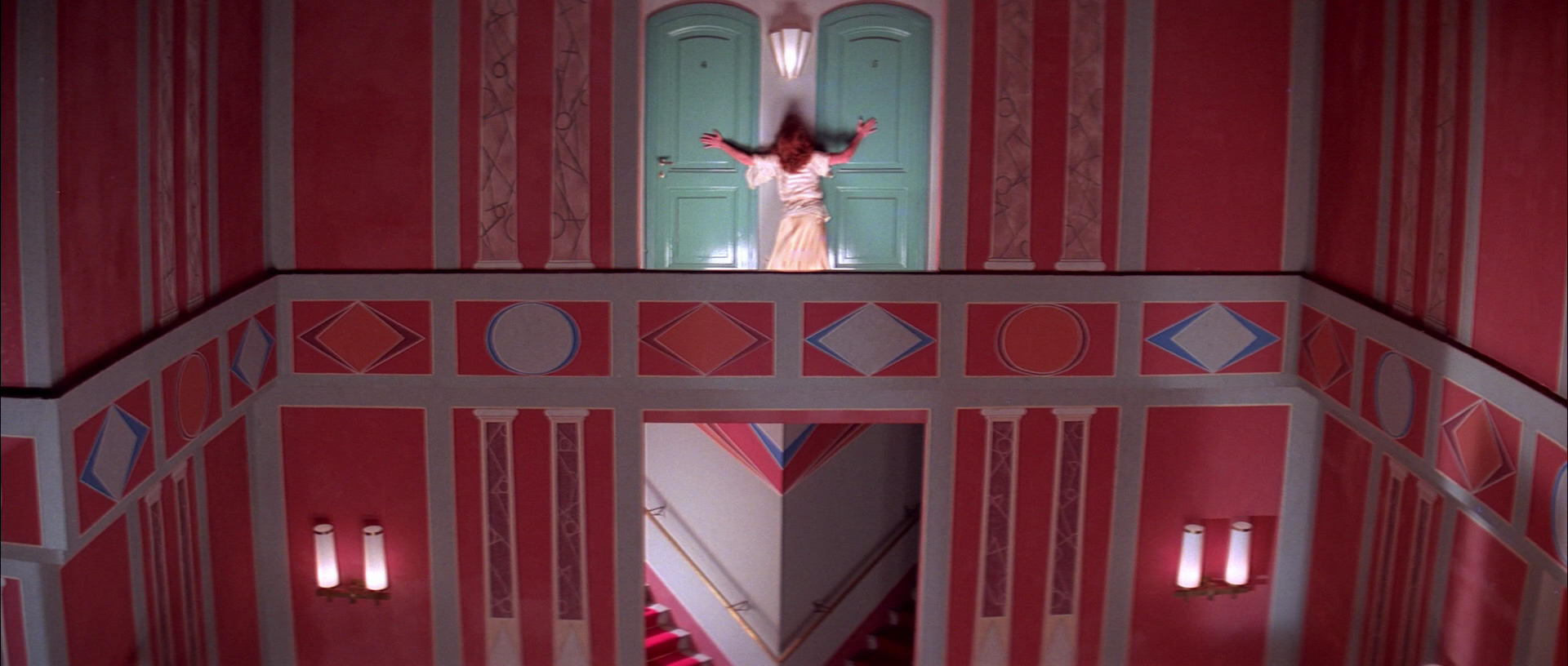 5 Iconic Horror Films with Great Color Palettes