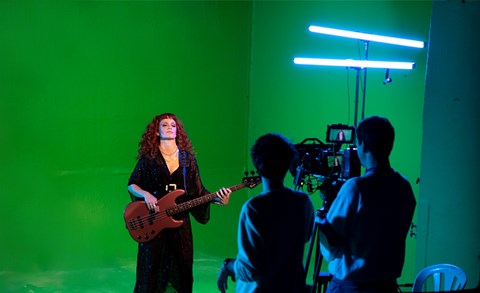 Everything You Need to Know About Green Screen Lighting